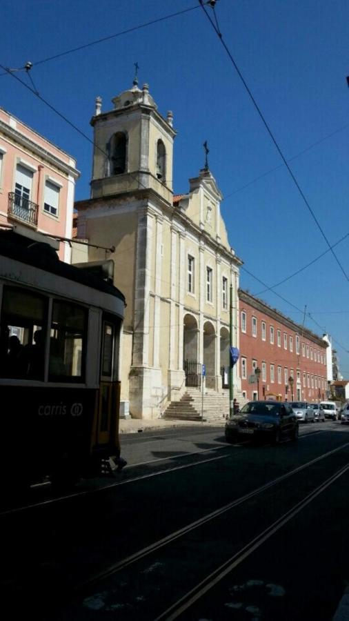 Retreat View Tagu River Lisbon Exterior photo